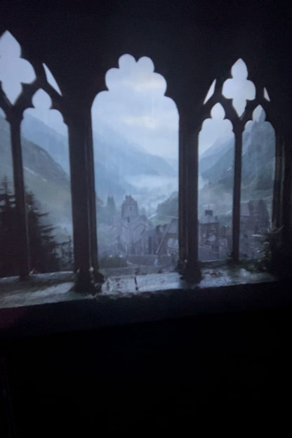 Proyector Portátil HD para Cine en Casa - Dark Fantasy